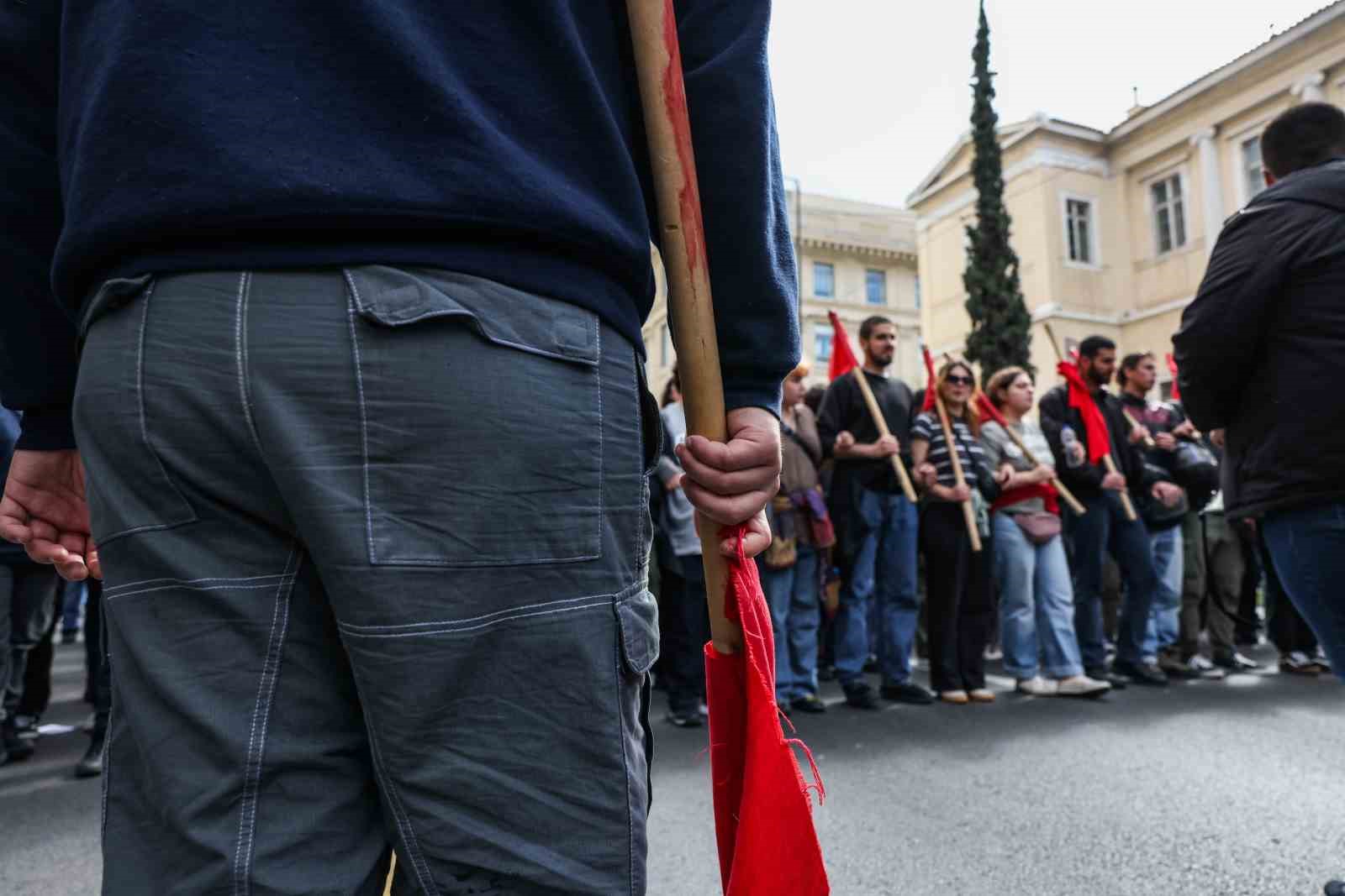 Yunanistan’da binlerce kişiden “özel üniversite” protestosu
