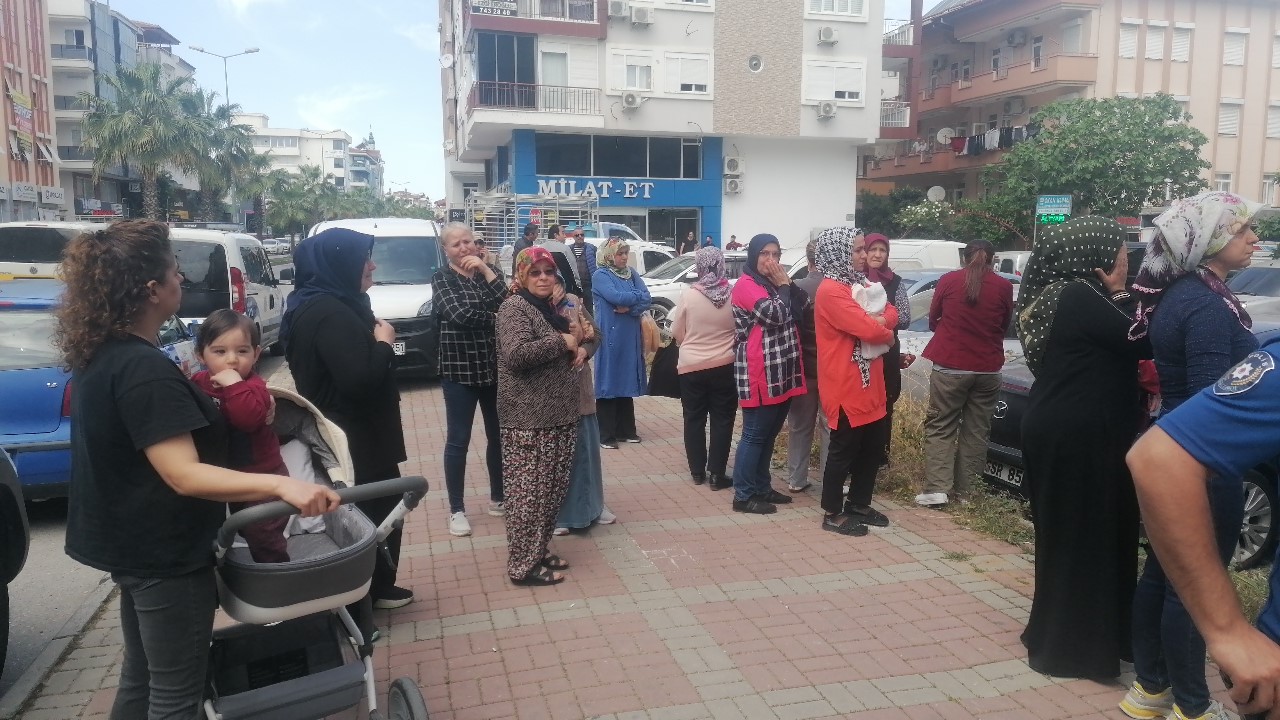 34 yıllık hayat arkadaşını bıçaklayarak öldürdü
