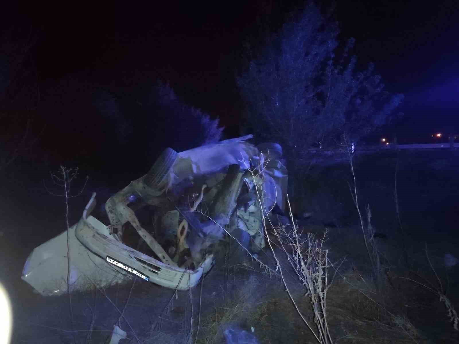 Afyonkarahisar’da trafik kazası: 1 ölü, 2 yaralı