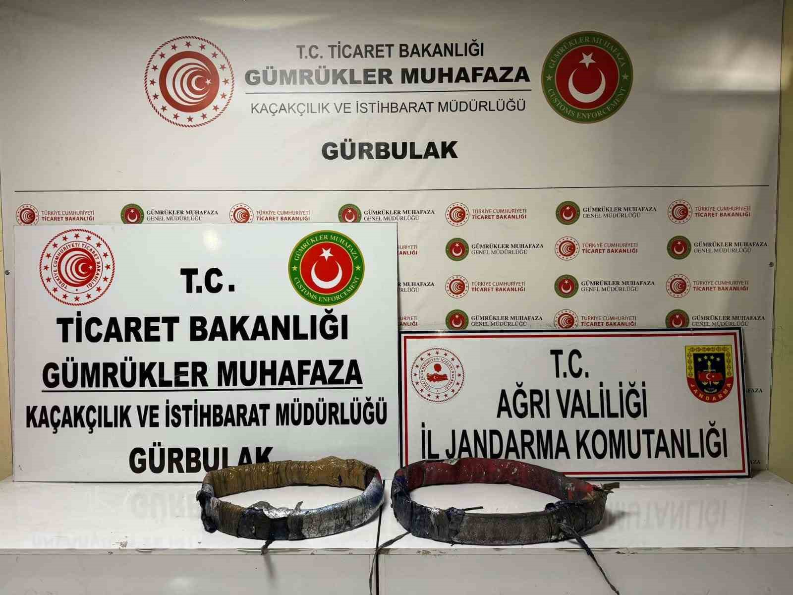 Ağrı’da uyuşturucu ve kaçak malzeme operasyonu
