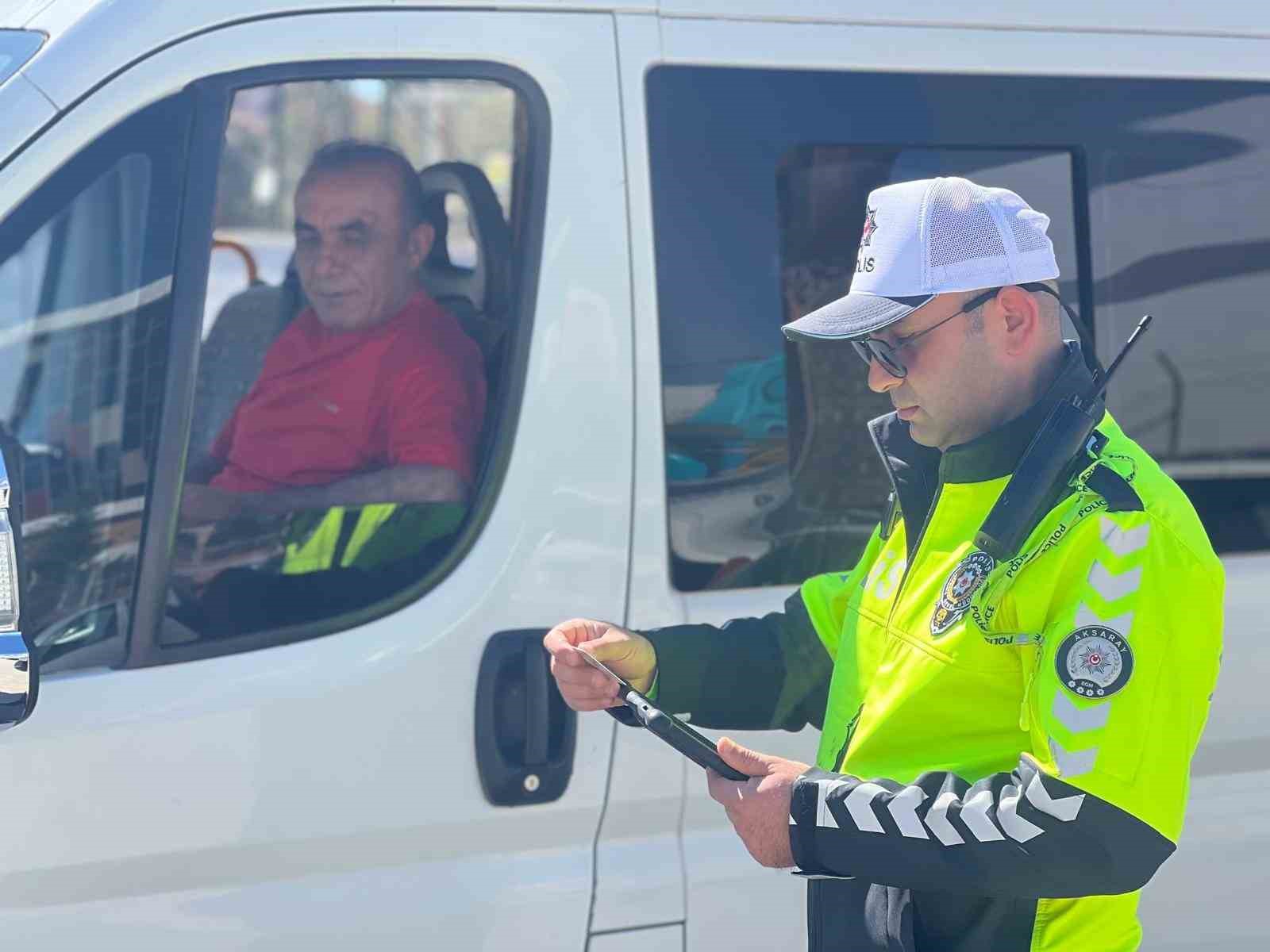 Aksaray’da trafik yoğunluğuna karşı 3 farklı denetim yapıldı