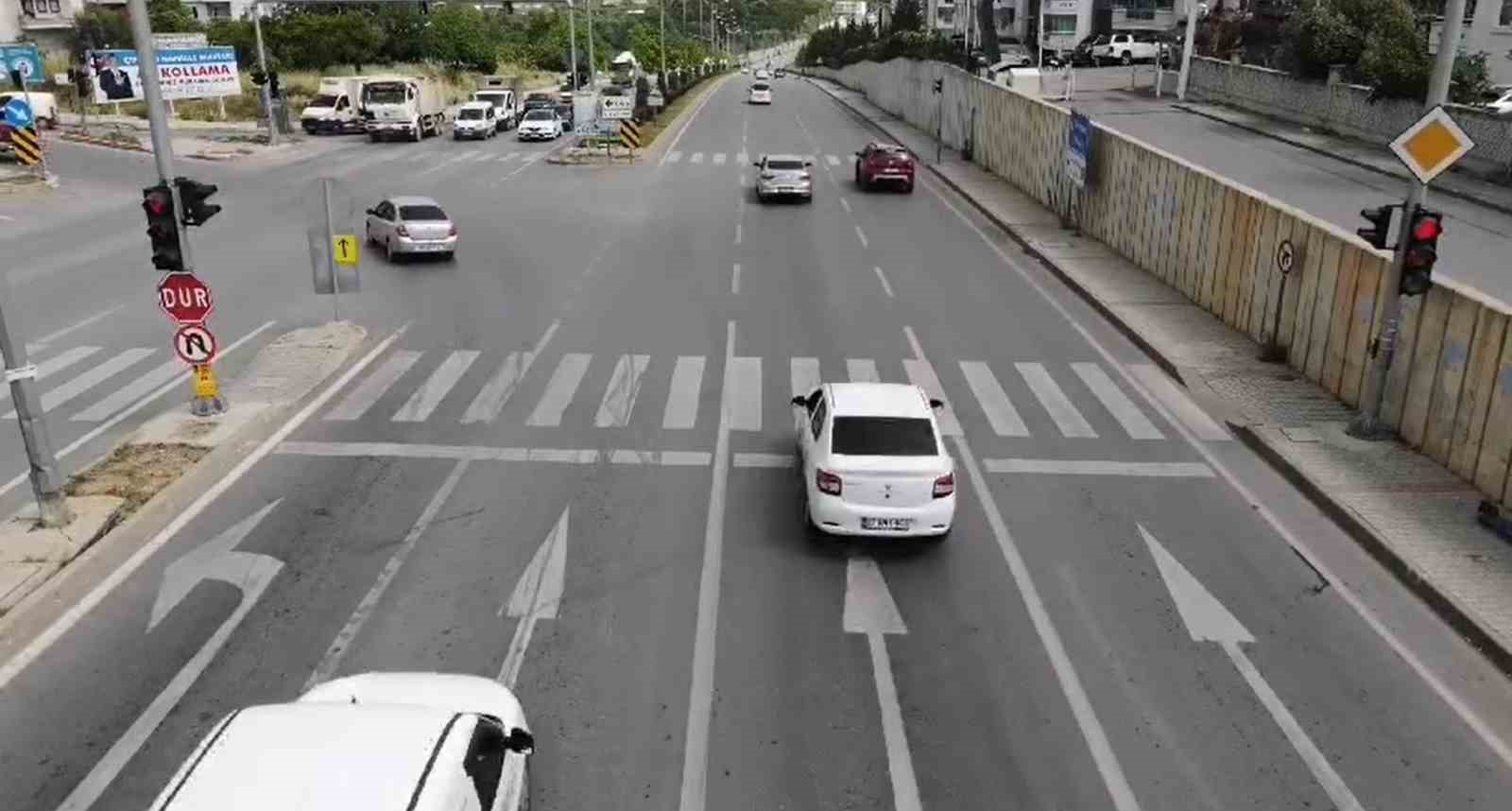 Alanya’da jandarmadan dron destekli trafik uygulaması