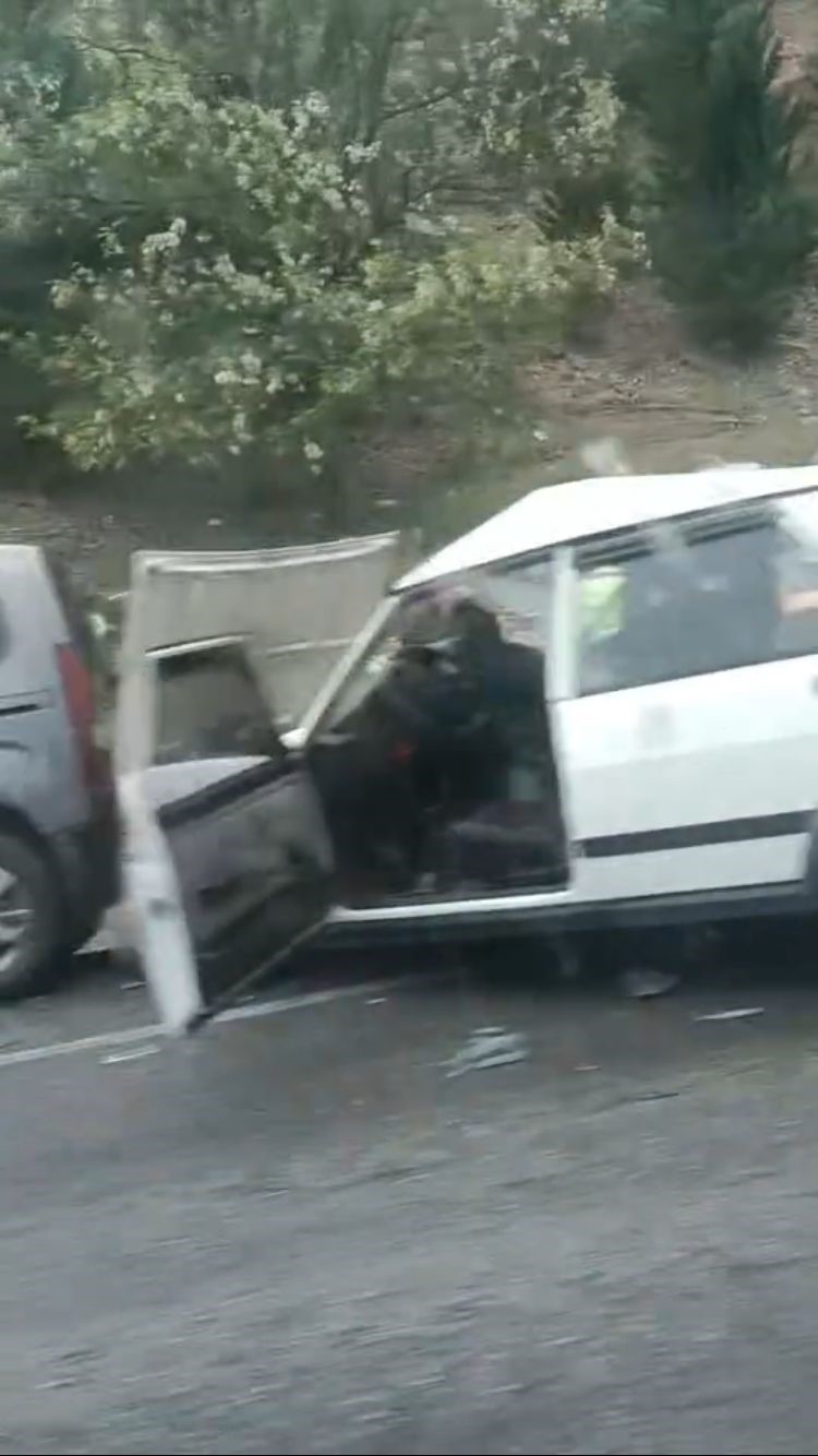 Antalya- Isparta karayolunda aynı gün içinde dördüncü kaza: 4 yaralı

