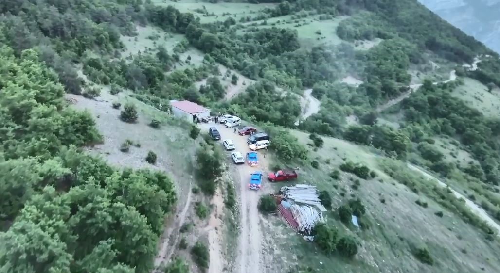 Artvin’de horoz dövüşüne jandarma baskını
