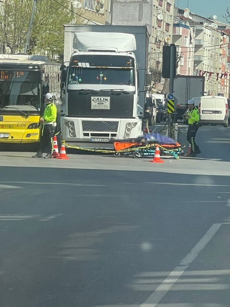 Bağcılar’da yolun karşısına geçmeye çalışan yaşlı adama kamyon çarptı