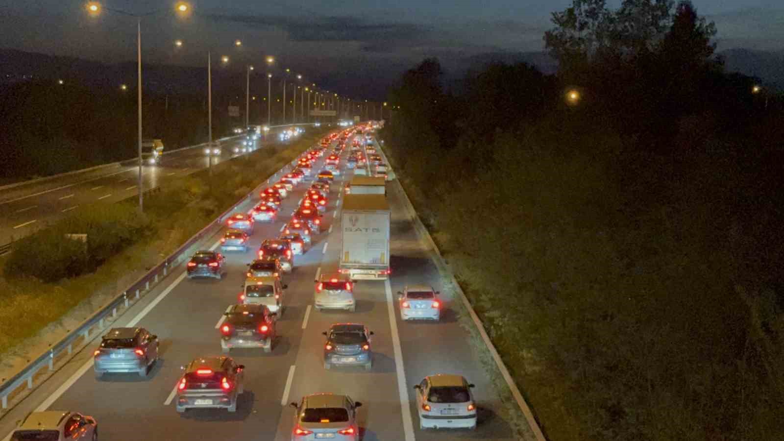 Bayram yoğunluğu devam ediyor
