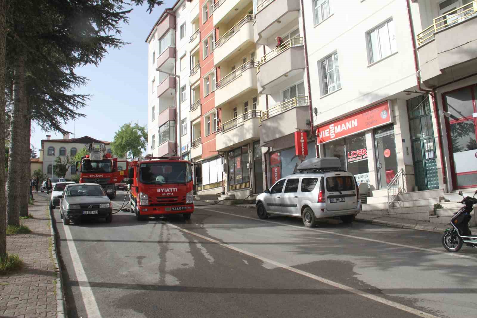 Beyşehir’de korkutan ev yangını
