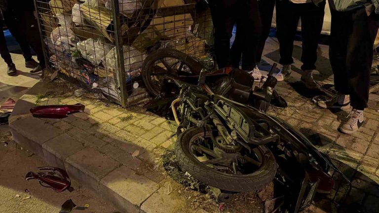 Bursa’da otomobil ile motosiklet çarpıştı, 2 kişi yaralandı