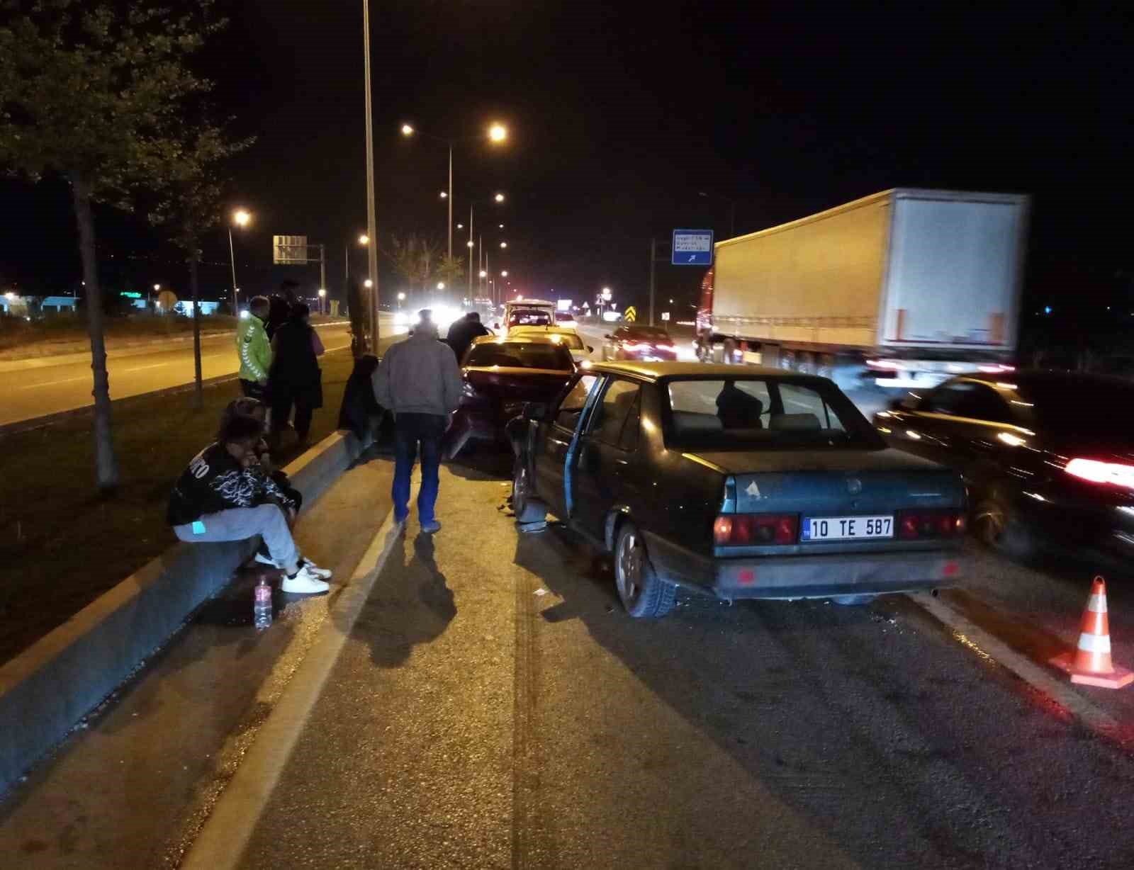 Bursa’da zincirleme kaza: 4 yaralı
