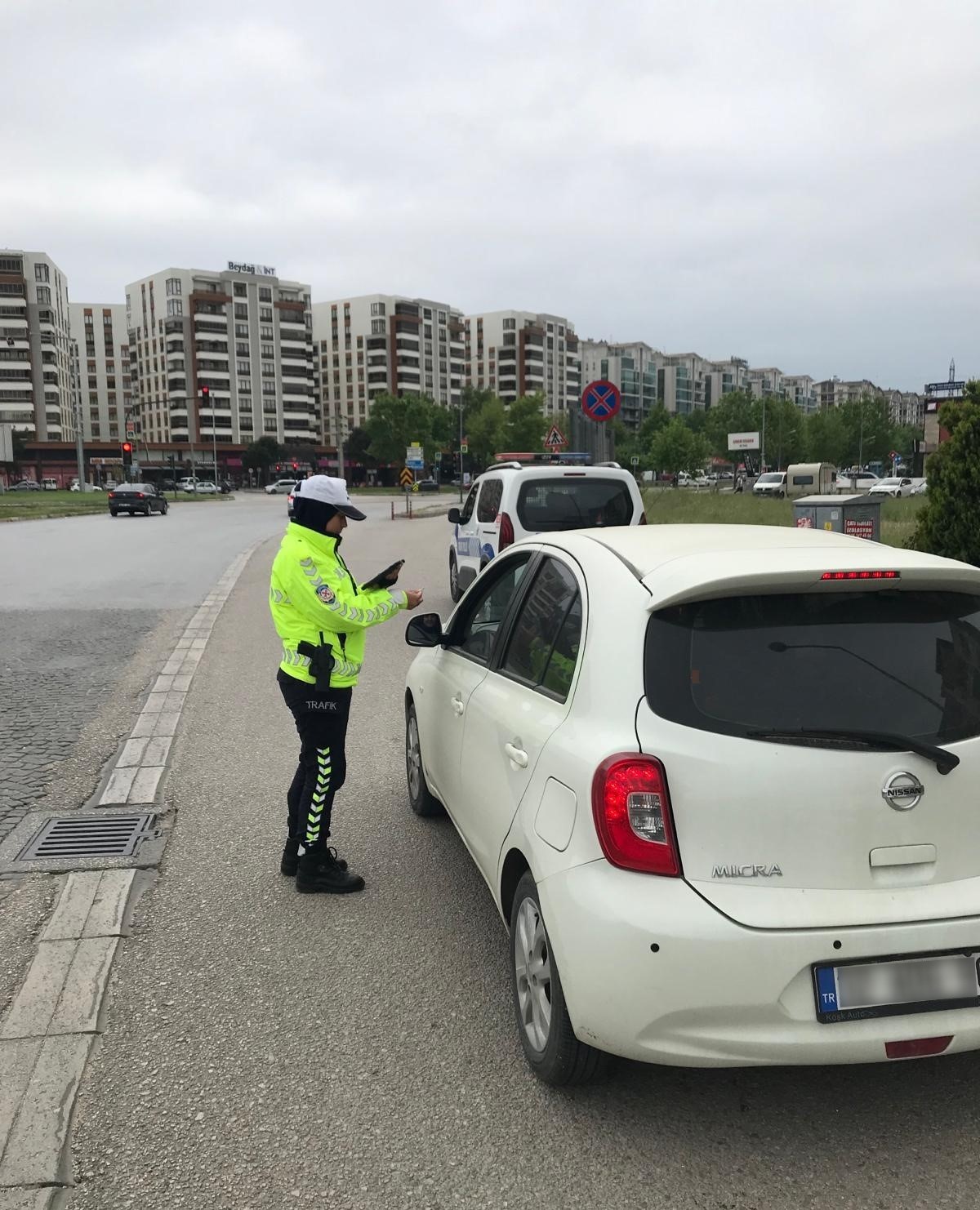 Bursa polisi trafik canavarlarına geçit vermedi
