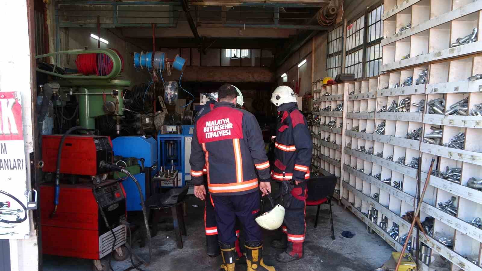 Çakmak gazı bomba gibi patladı