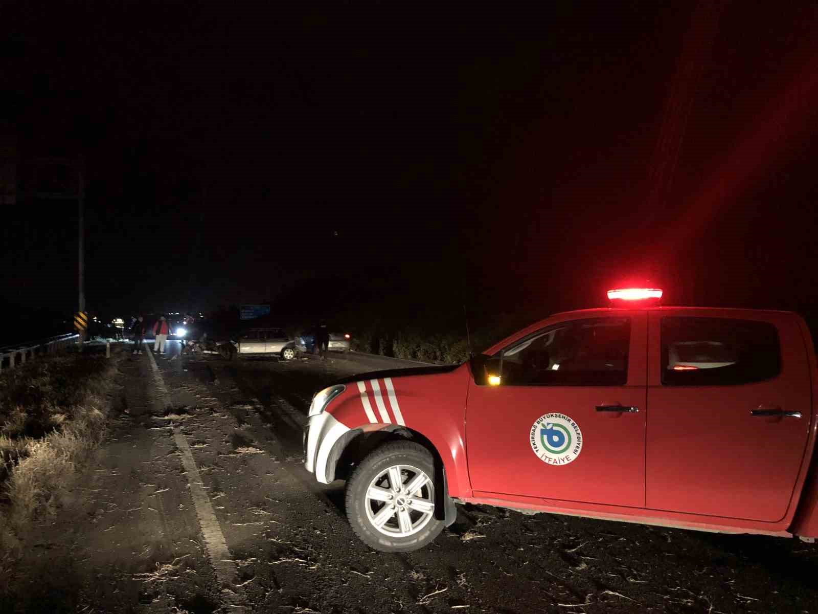 Çorlu’da feci kaza: Hurdaya dönen otomobilin motoru çıktı
