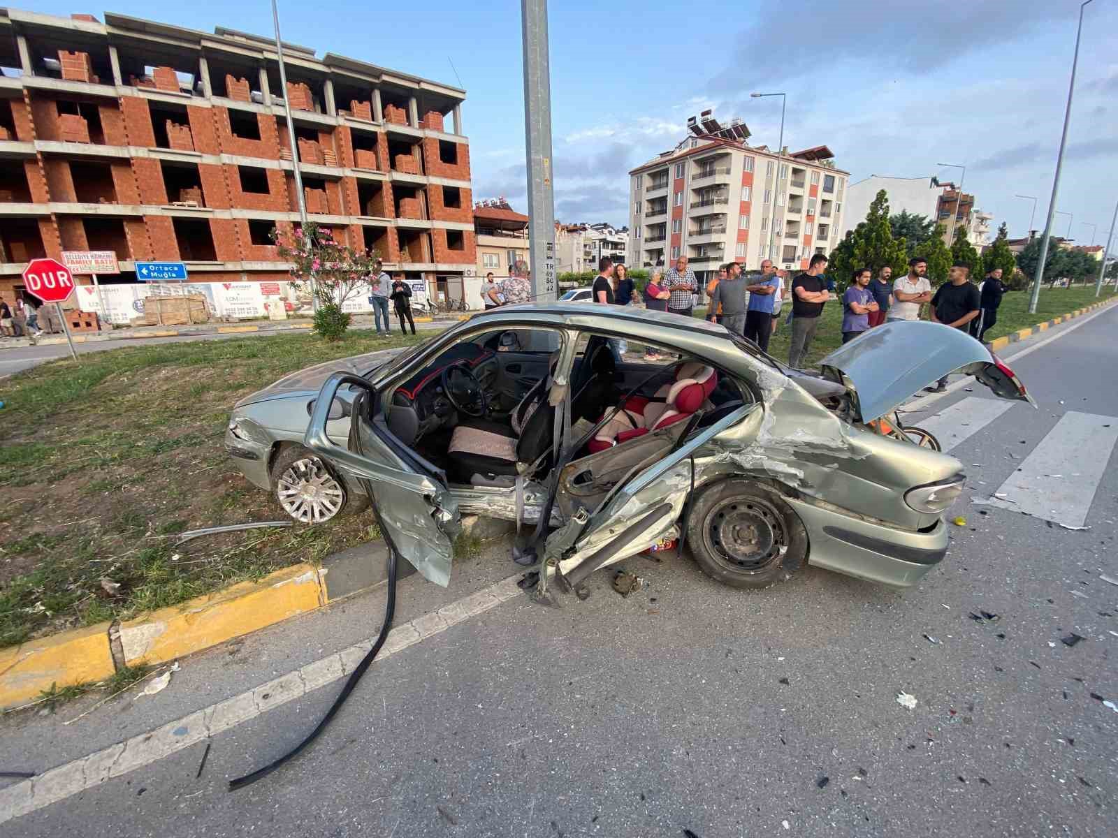 Dalaman’da kaza: 3 yaralı
