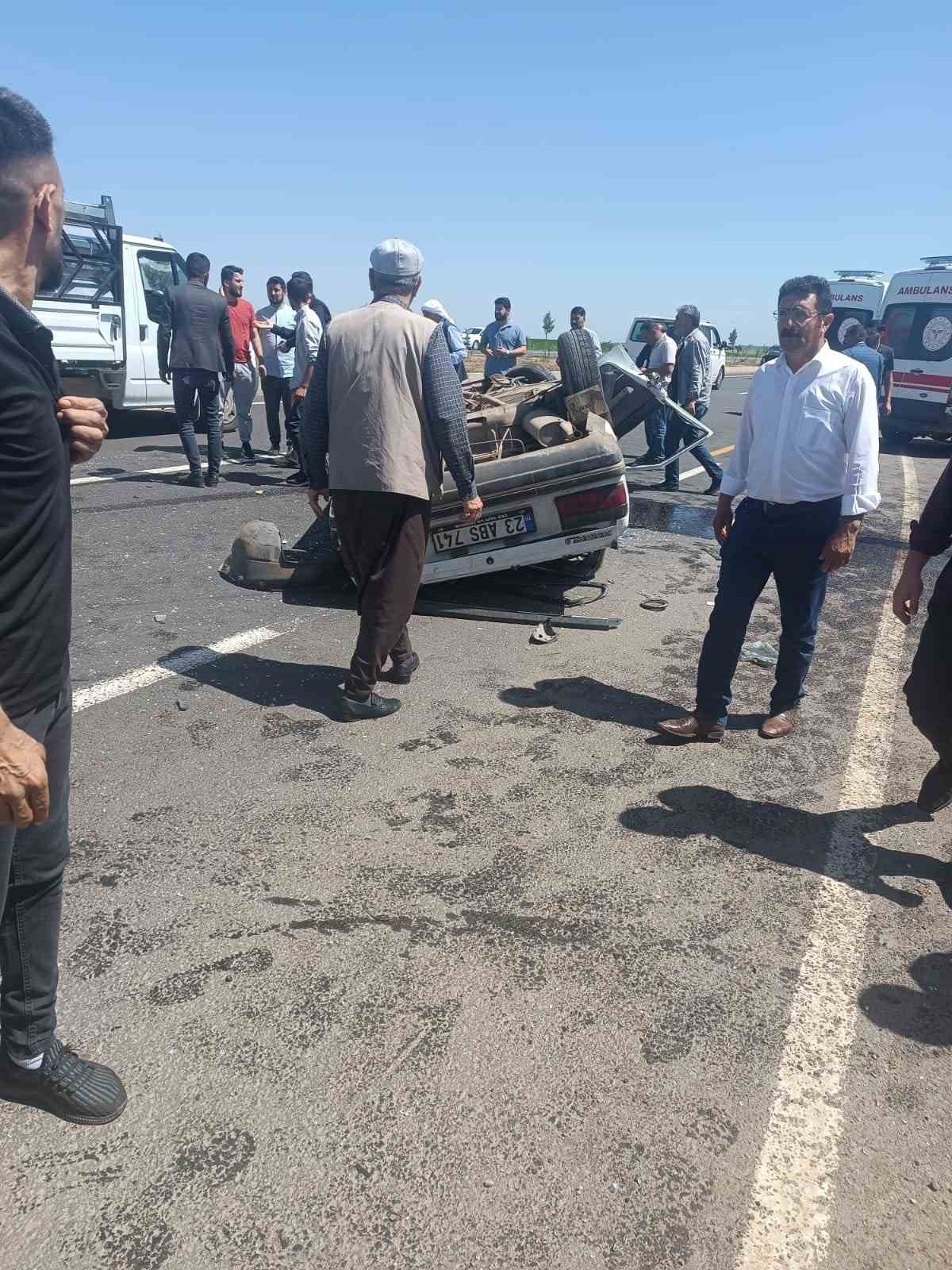 Diyarbakır’da iki otomobil çarpıştı: 6 yaralı
