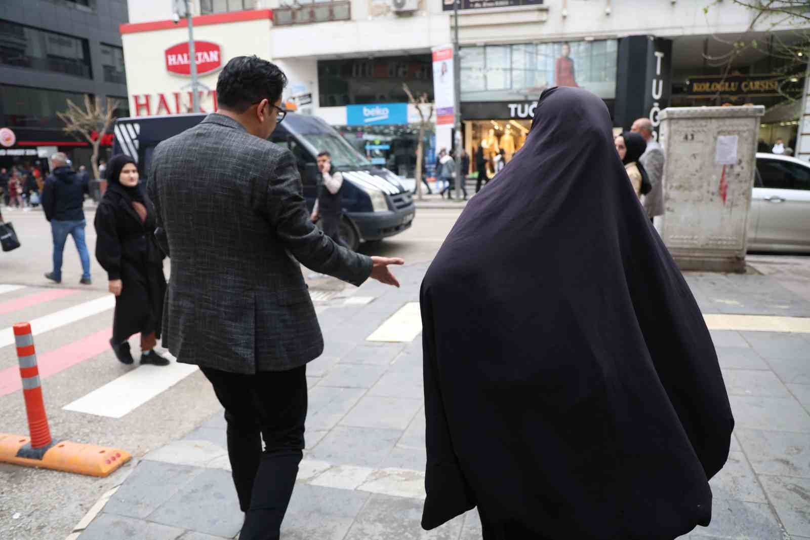 Elazığ’da dilencilere bayram operasyonu
