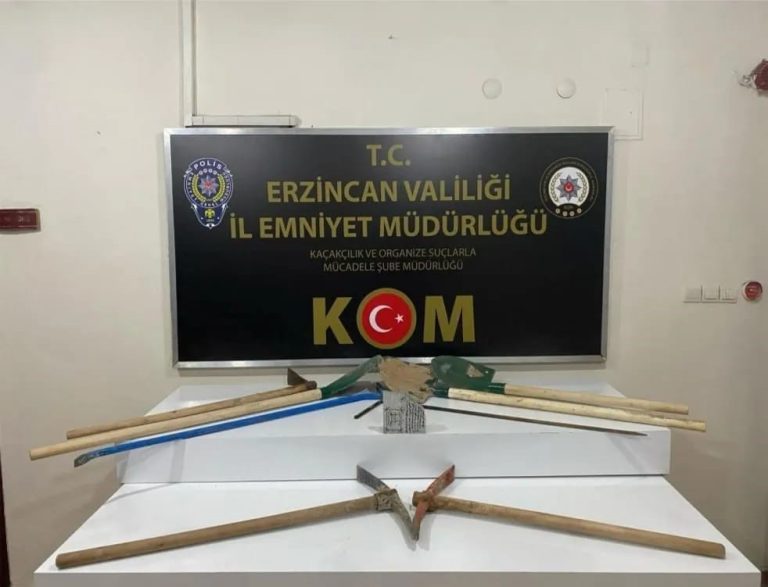 Erzincan’da kaçak kazı yapan 5 kişi suçüstü yakalandı