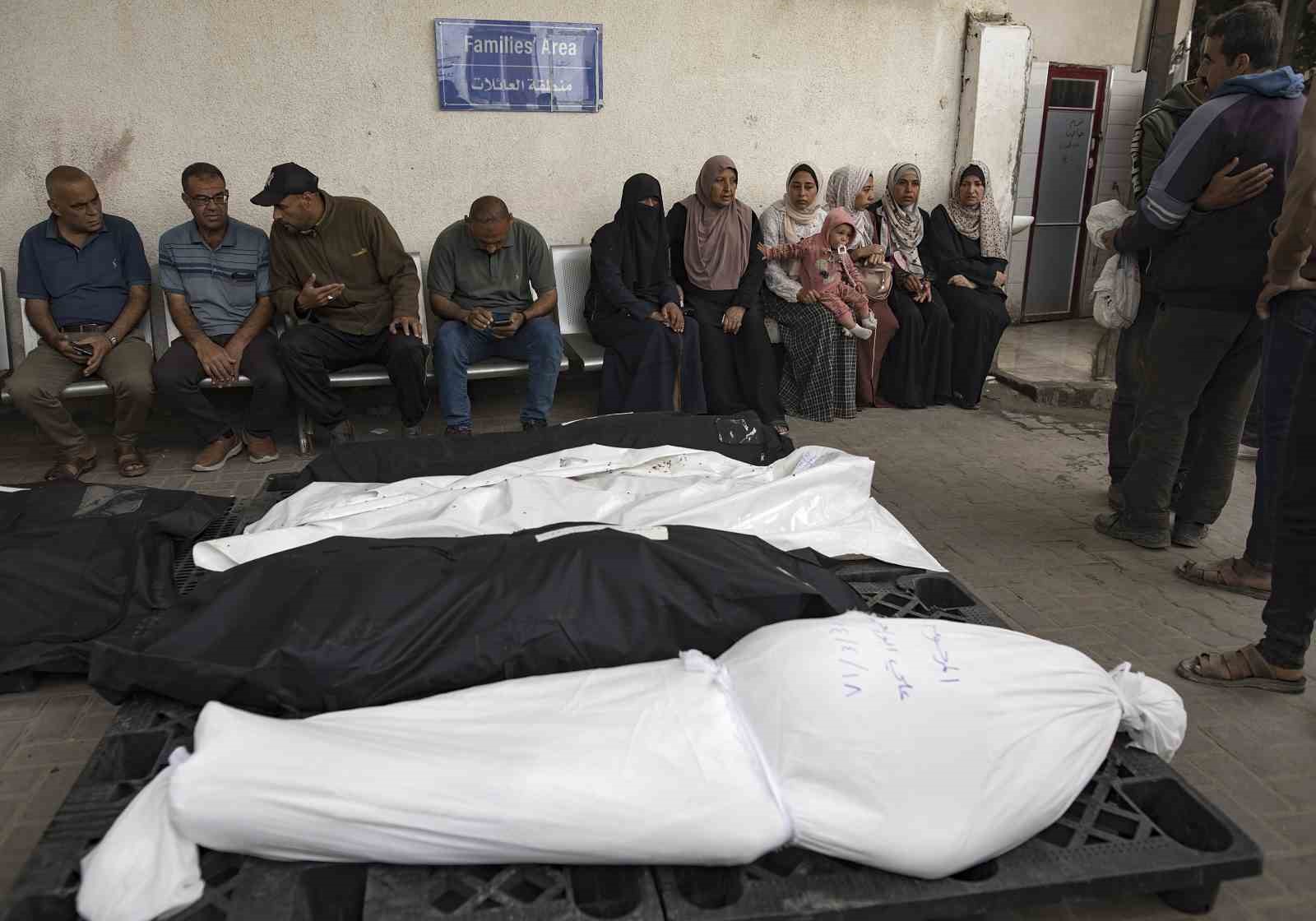 Gazze’de can kaybı 33 bin 970’e yükseldi
