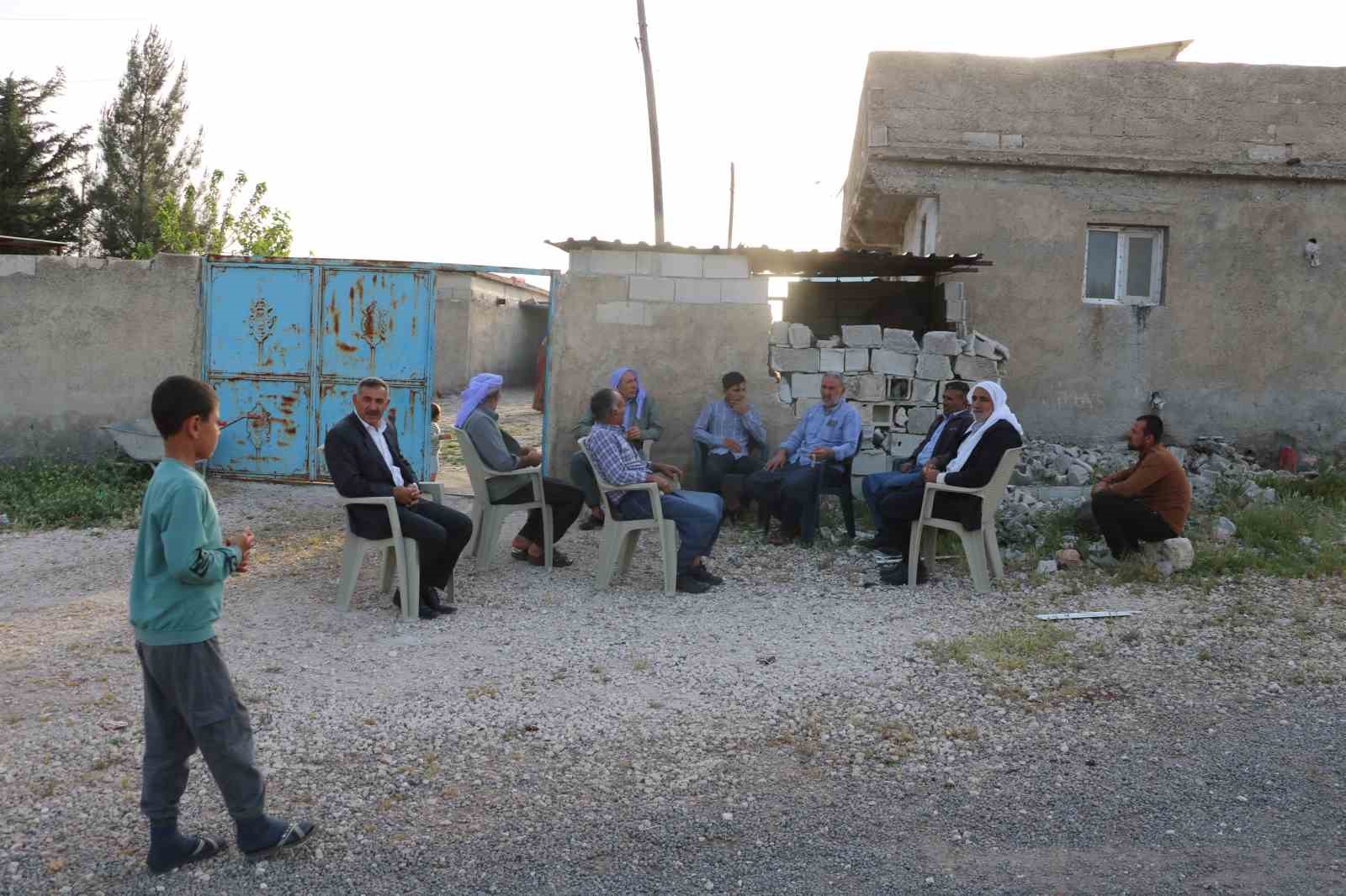 İsrail polisine bıçakla saldırırken vurularak öldürülen Şanlıurfalı imamın eşi gözyaşlarına boğuldu
