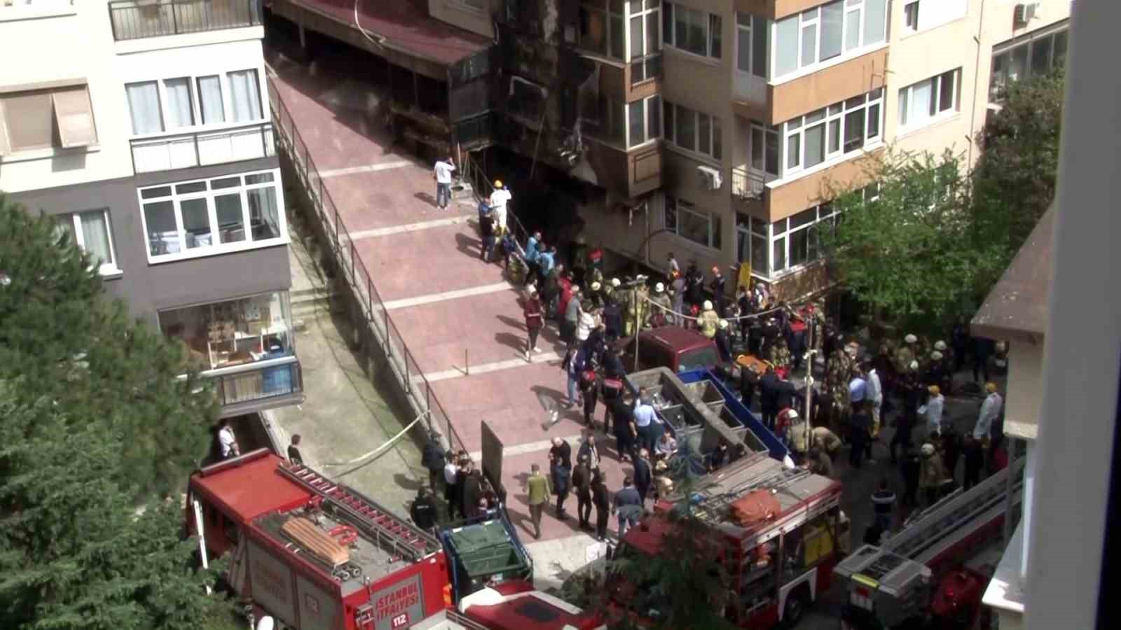 İstanbul Valiliği’nden gece kulübündeki yangına ilişkin açıklama: “Hayatını kaybedenlerin sayısı 8, 7’si ağır 9 kişi yaralı