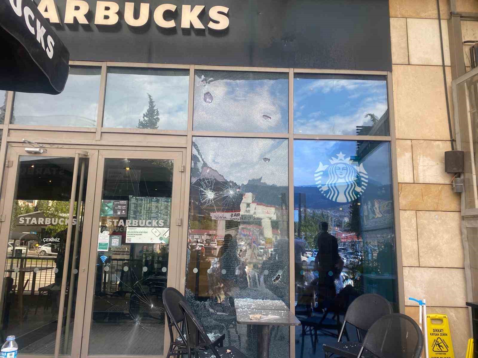 Kahramanmaraş’ta Starbucks’a taşlı silahlı saldırı: 1 yaralı
