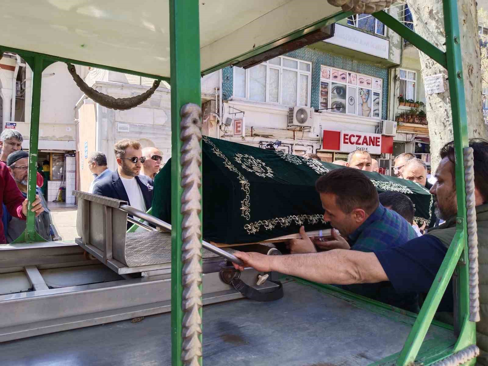 Kaptan Hasan Mehmet Uyanık Beykoz’da defnedildi