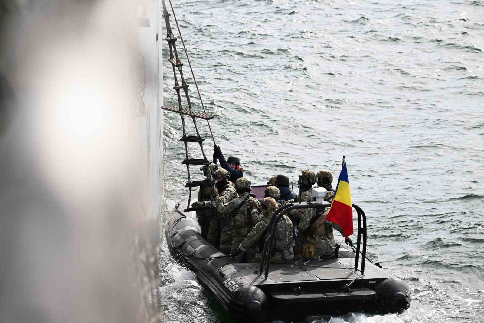Karadeniz’deki en büyük NATO tatbikatı, 13 ülkenin katılımıyla devam ediyor
