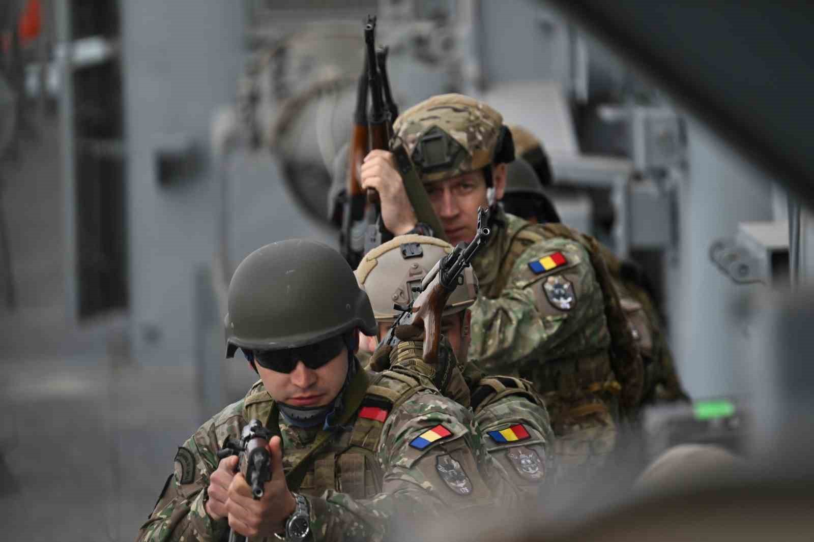 Karadeniz’deki en büyük NATO tatbikatı, 13 ülkenin katılımıyla devam ediyor
