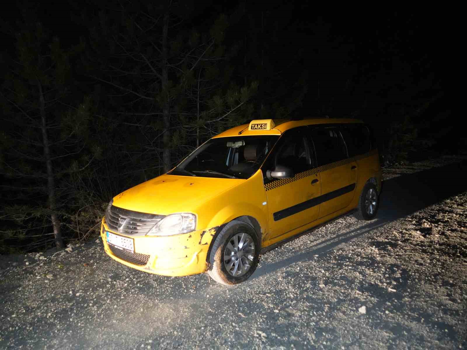 Kayıp olarak aranan ticari taksi şoförü, ormanlık alanda silahla vurulmuş halde ölü bulundu
