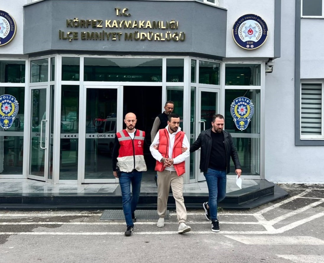 Kocaeli’den çaldığı minibüsle İstanbul’da yakalandı