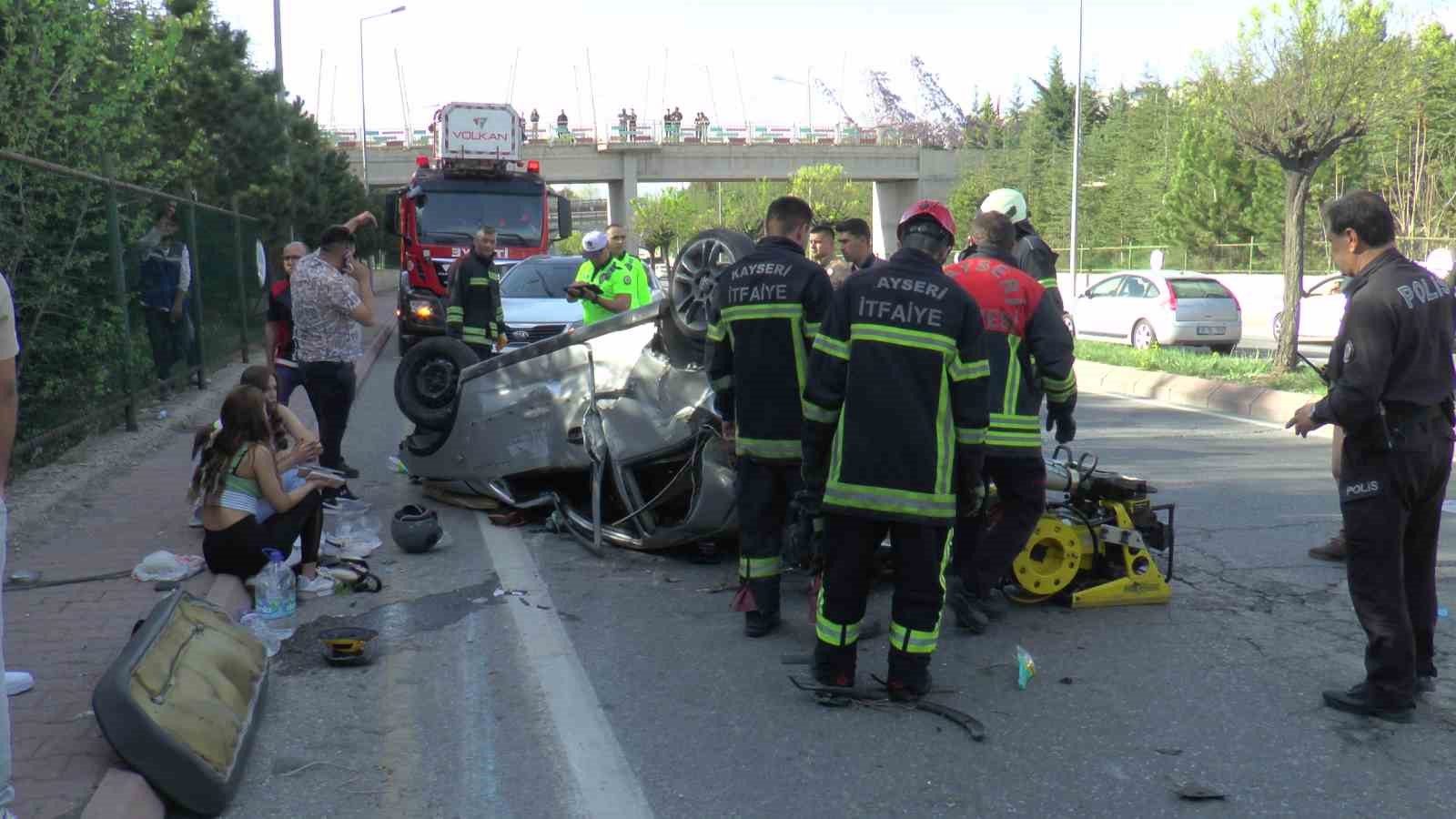 Kontrolden çıkan otomobil takla attı: 2’si ağır 4 yaralı
