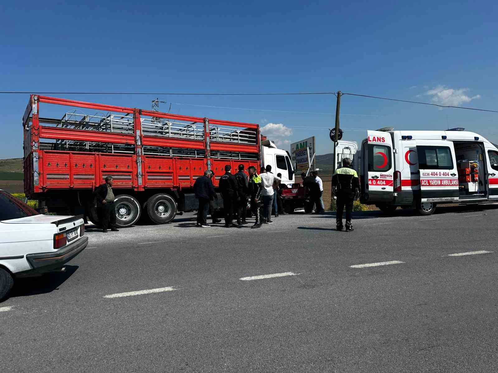 Manisa’da ATV ile kamyon çarpıştı: 1ölü
