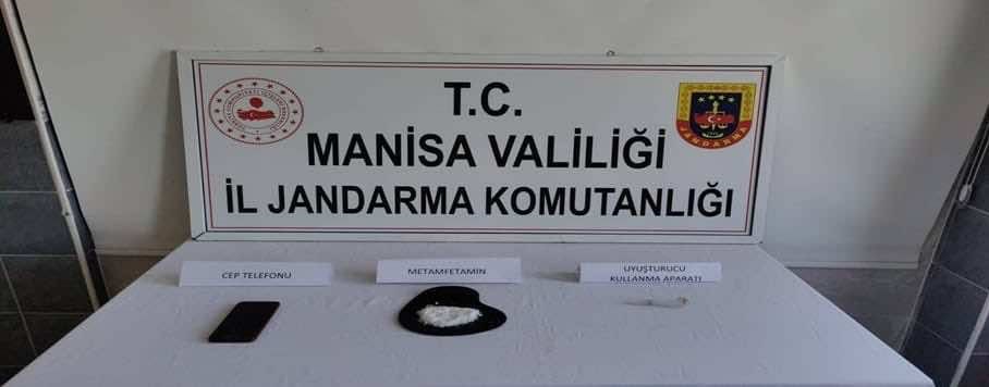 Manisa’da uyuşturucu operasyonu: 3 tutuklama