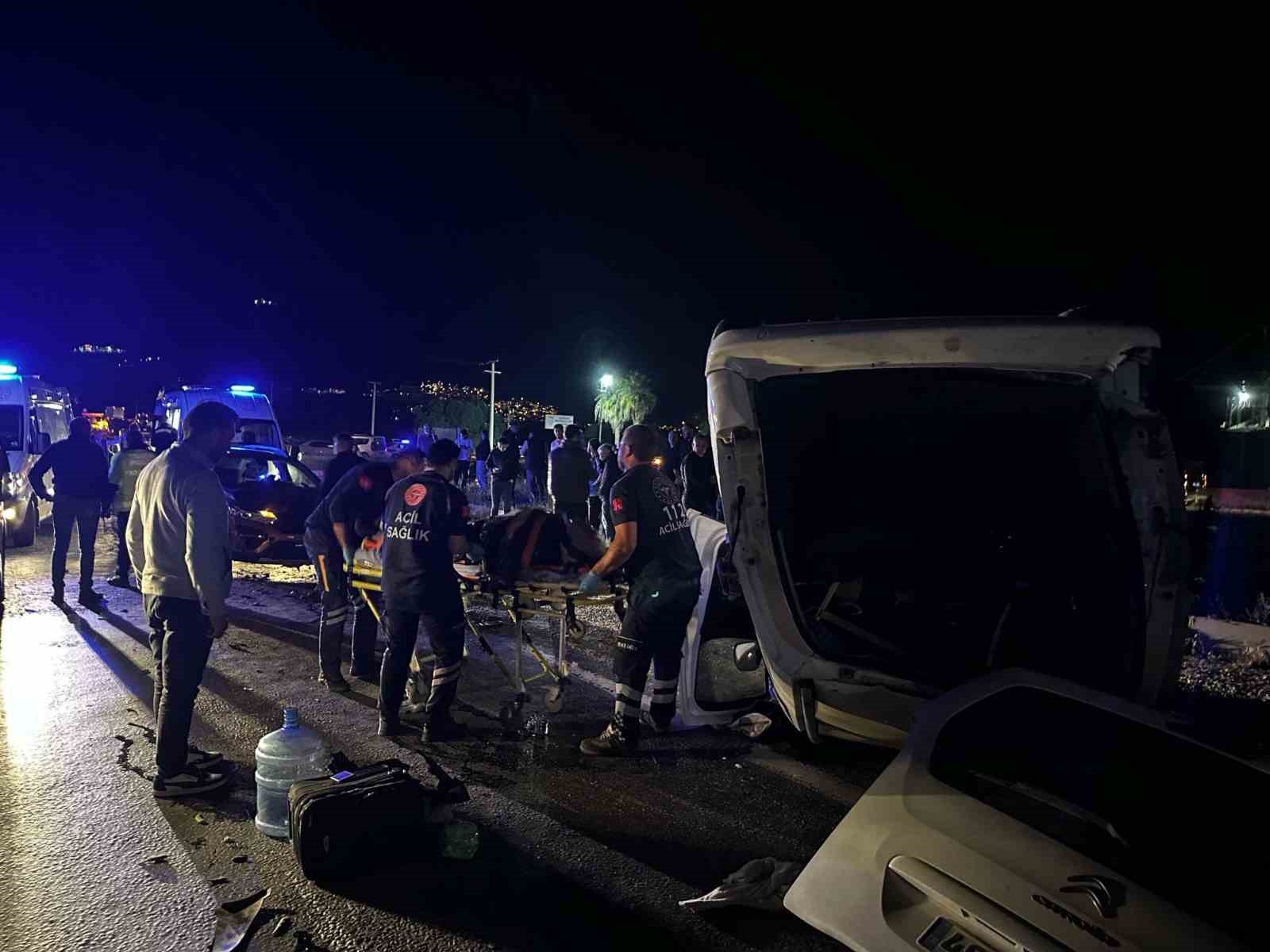 Milas’ta Feci Kaza: 7 Yaralı
