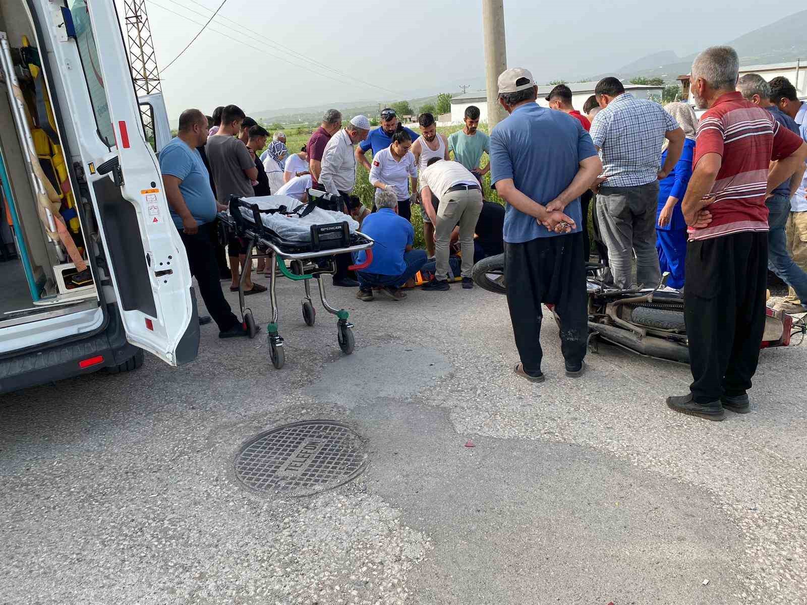 Osmaniye’de otomobil ile motosiklet çarpıştı: 3 yaralı
