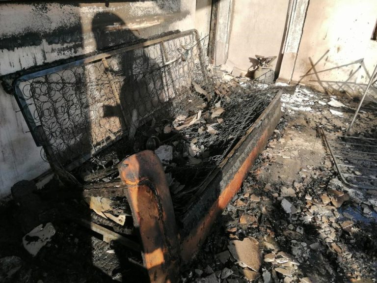 Samandağ’da çıkan ev yangını söndürüldü