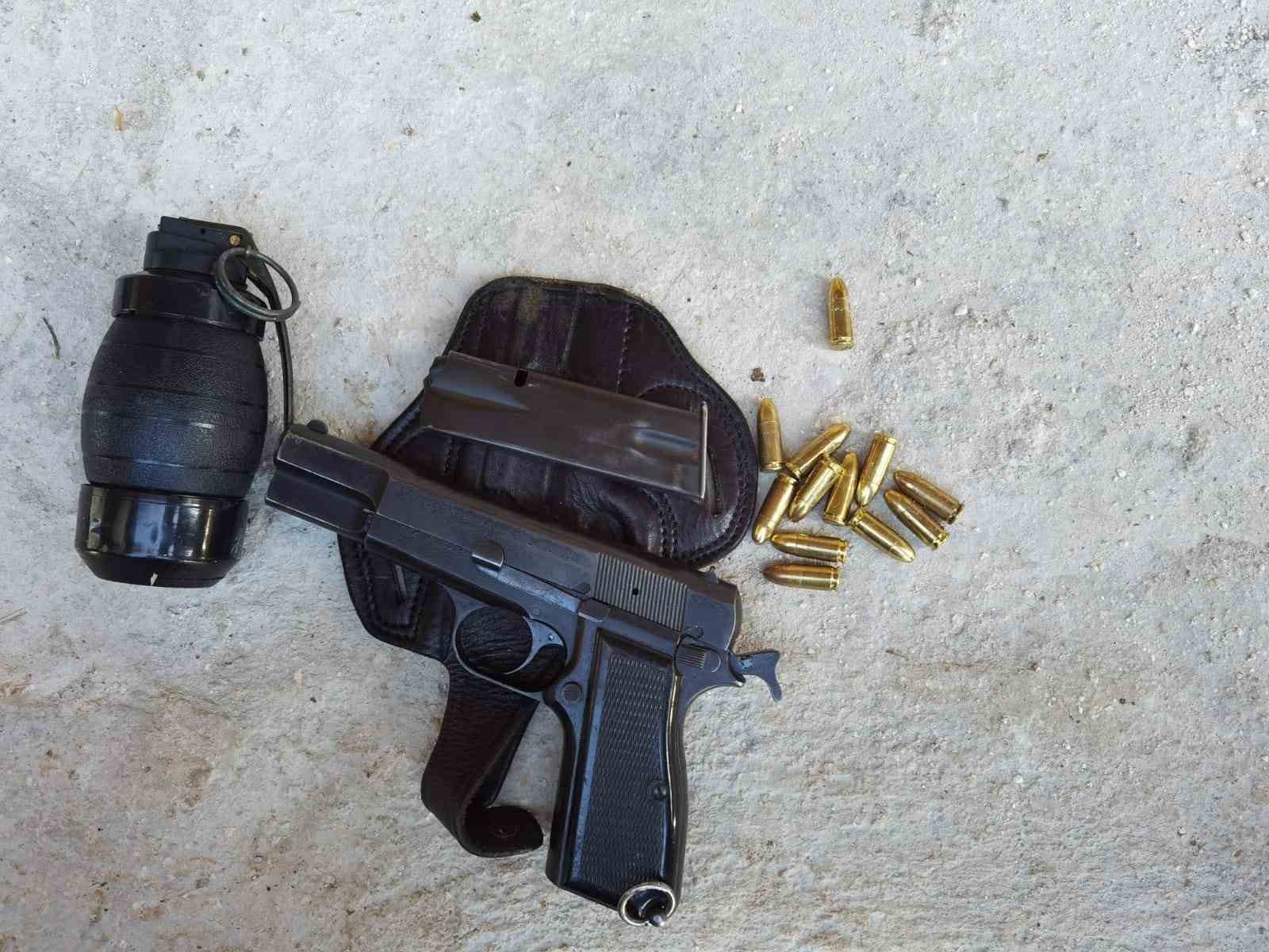 Şanlıurfa’da silah kaçakçılarına operasyon: 3 gözaltı

