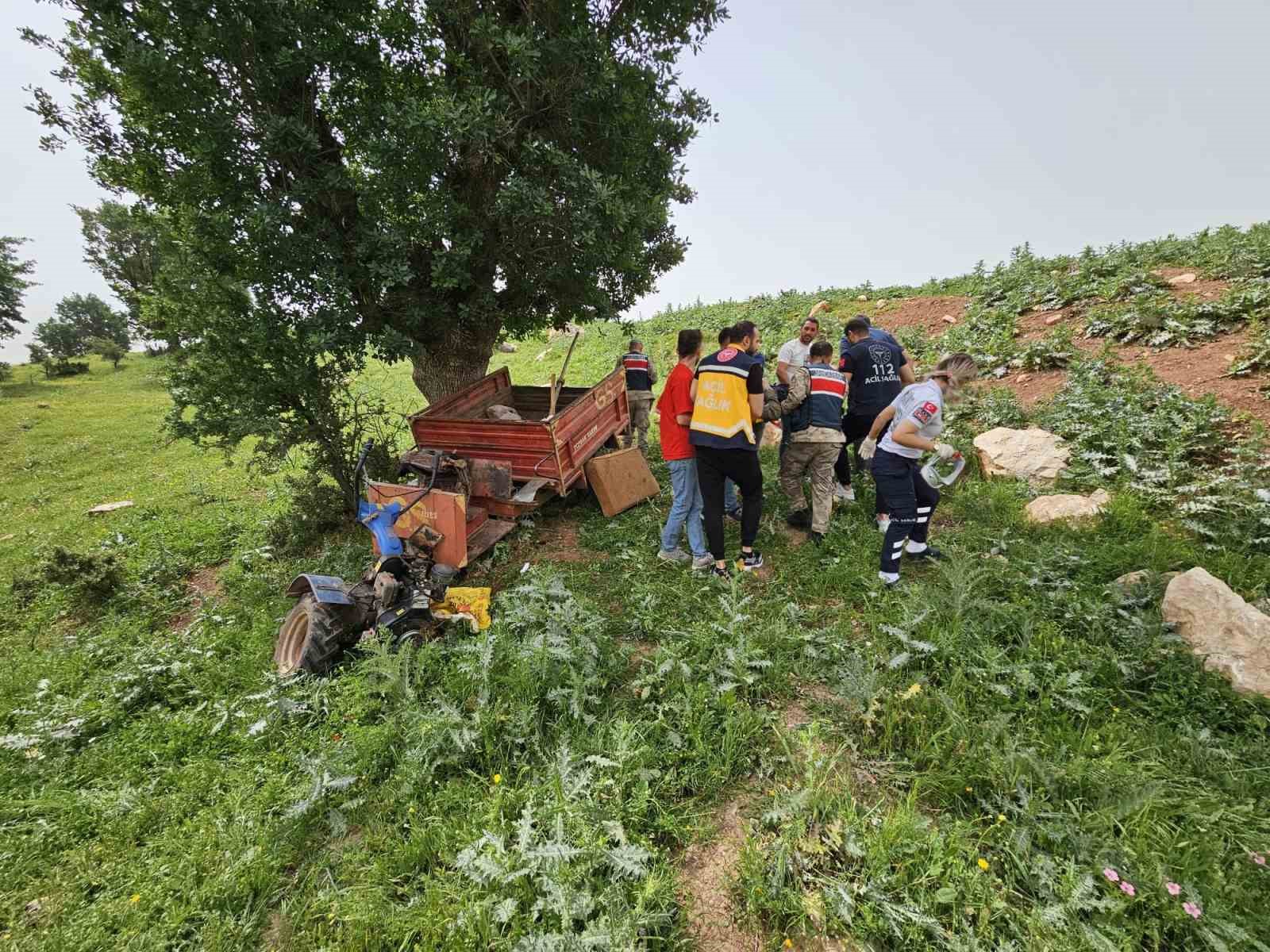 Siirt’te tarım aracı devrildi: 1 yaralı