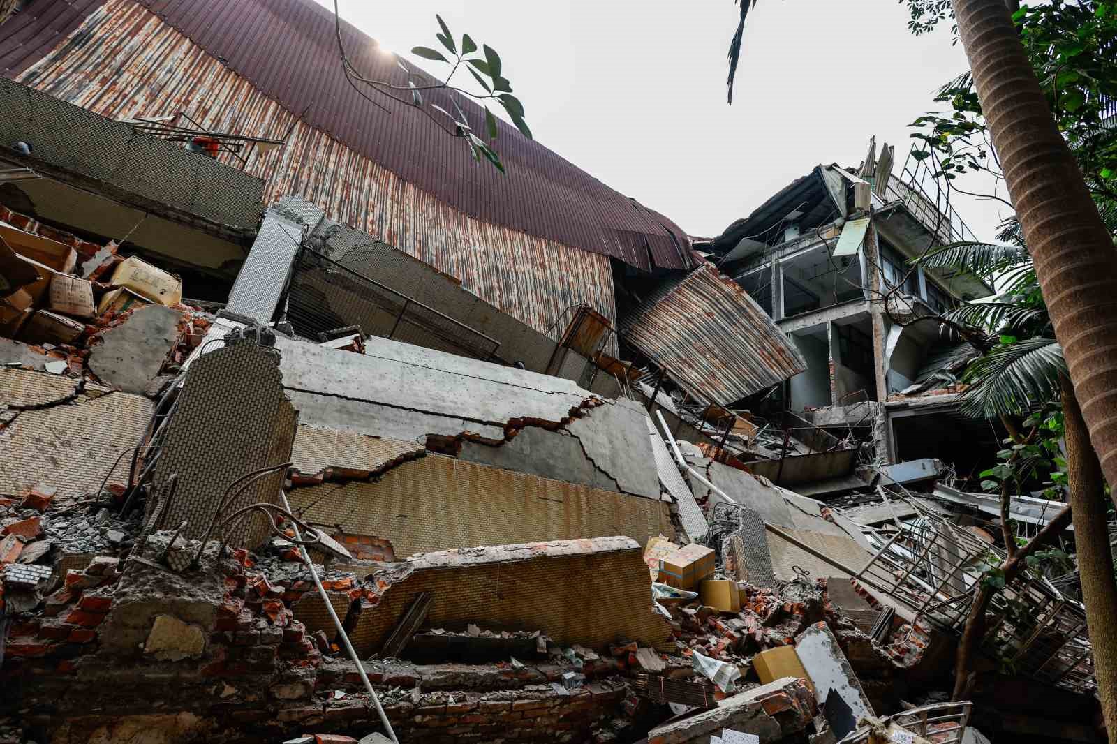 Tayvan’daki depremde can kaybı 9’a, yaralı sayısı 882’ye yükseldi
