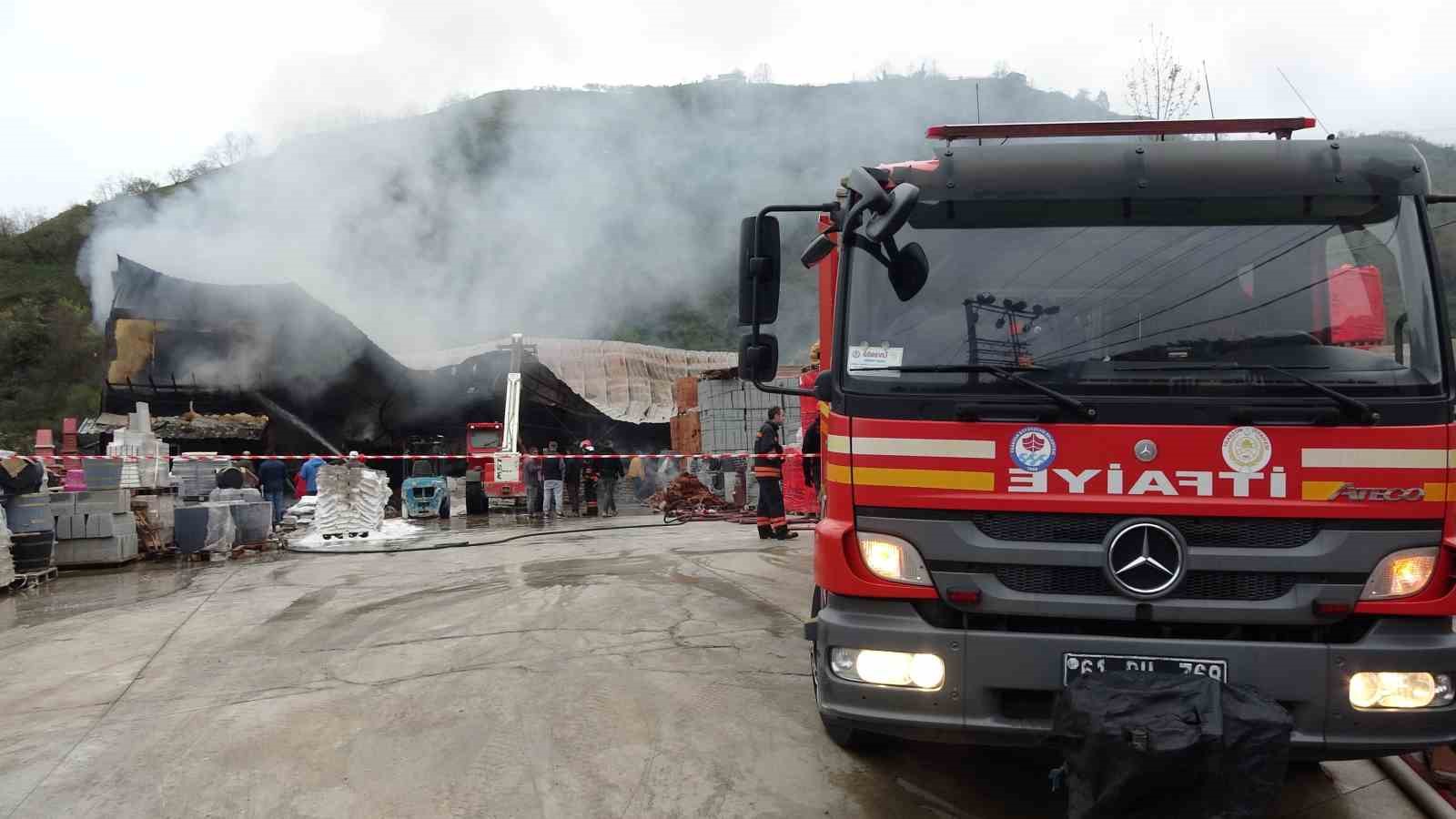 Trabzon’da korkutan yangın
