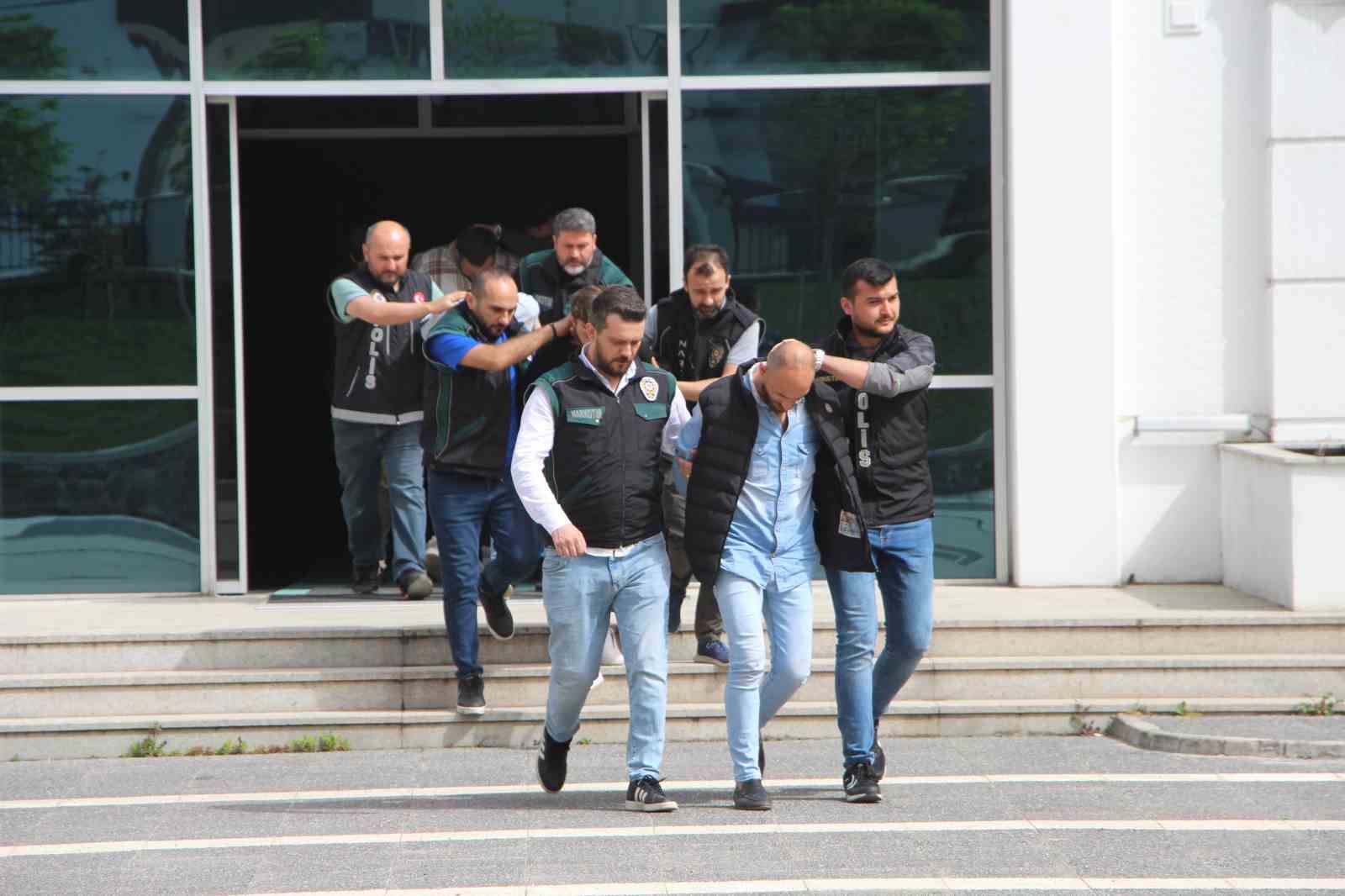 Trabzon’da uyuşturucu tacirlerine operasyon