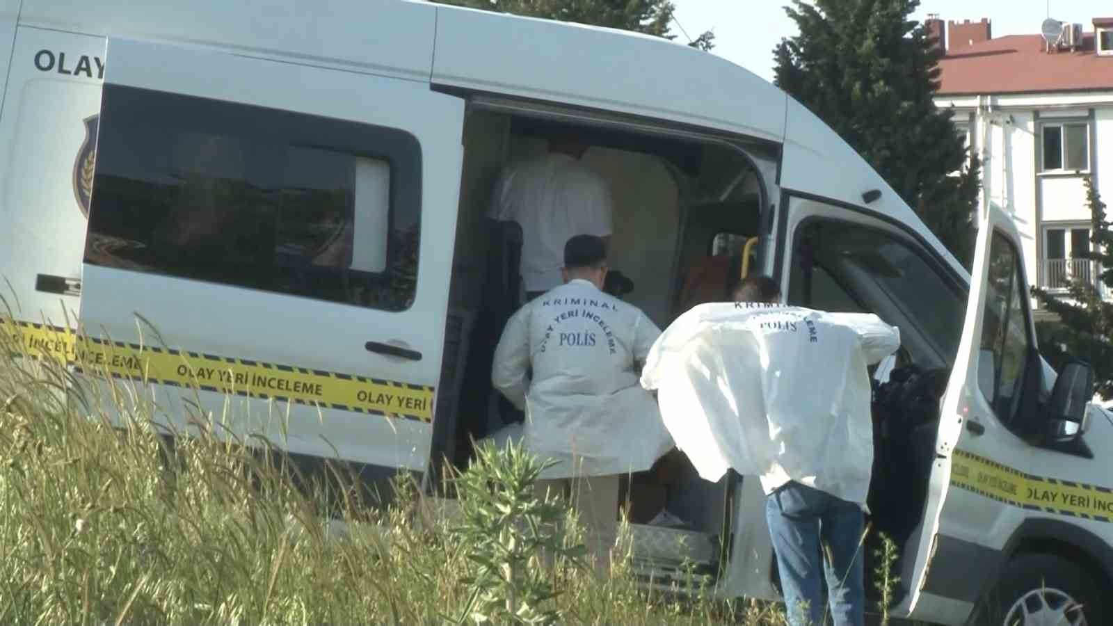 Arnavutköy’de polisin GBT kontrolünde silahlar patladı: 1 ölü, 1 ağır yaralı
