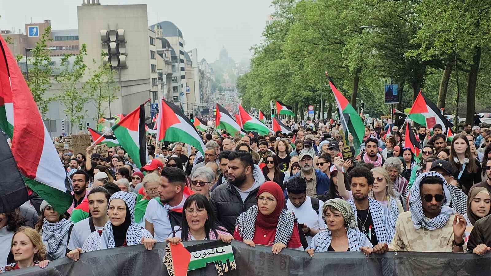 Brüksel’de binlerce kişi Gazze için yürüdü
