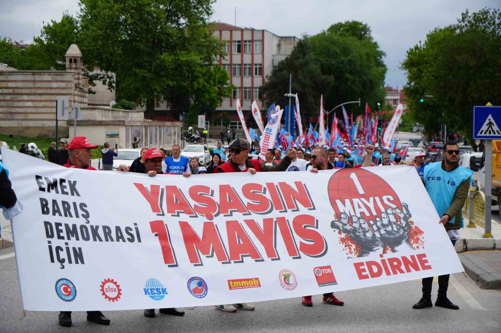 Edirne’de 1 Mayıs İşçi Bayramı coşkuyla kutlandı
