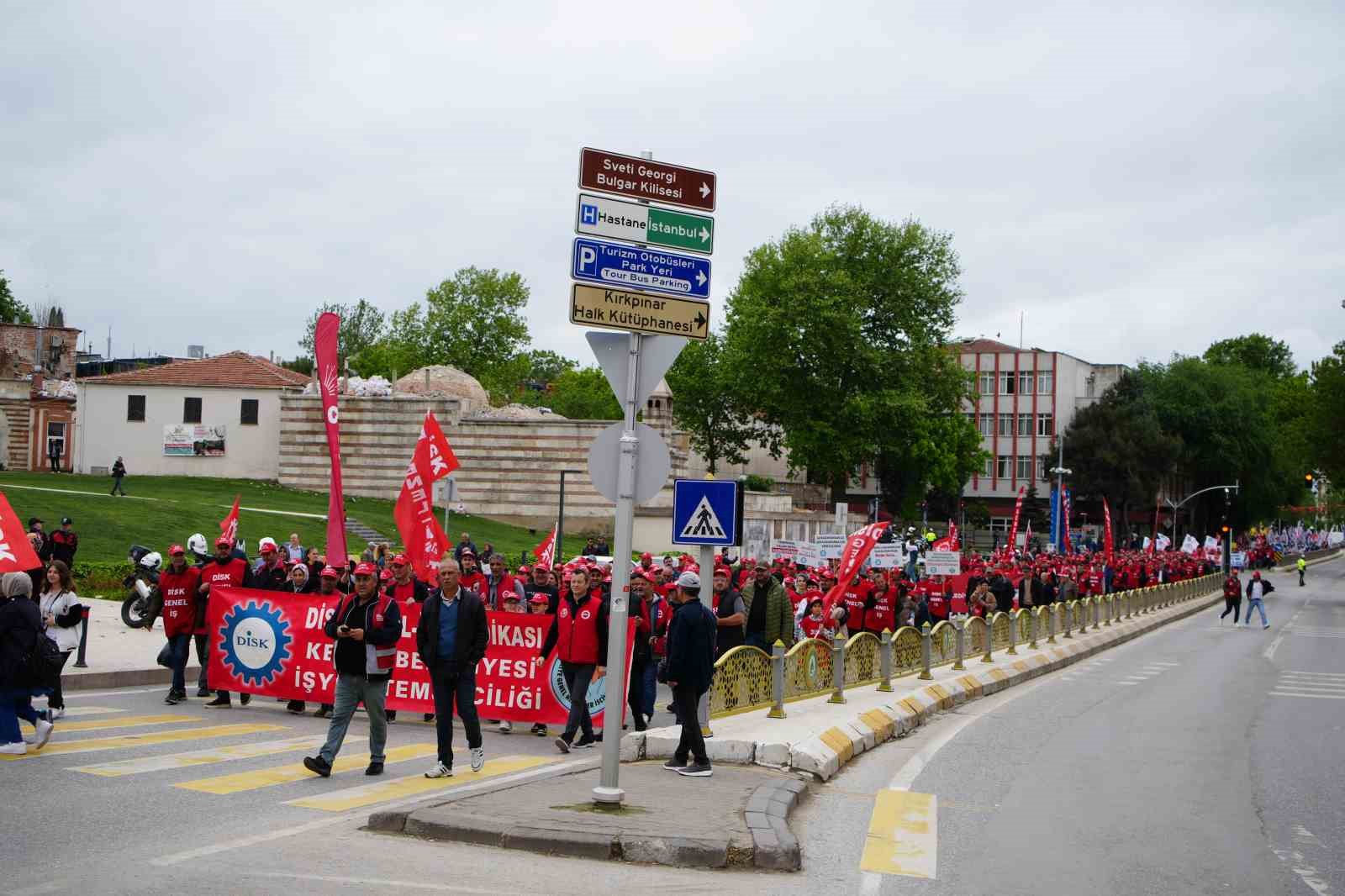 Edirne’de 1 Mayıs İşçi Bayramı coşkuyla kutlandı
