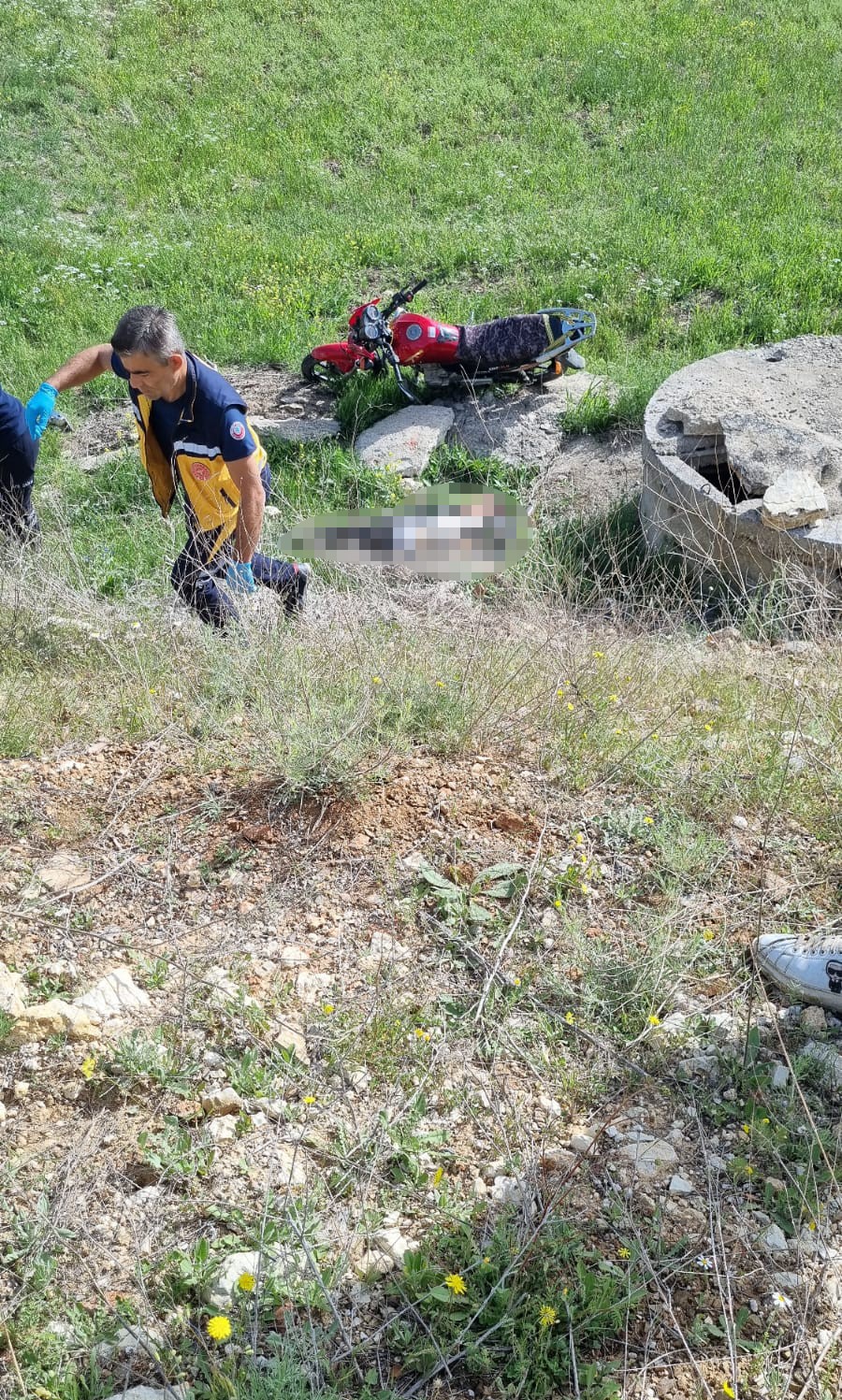 Isparta’da motosiklet şarampole yuvarlandı: 1 ölü, 1 yaralı