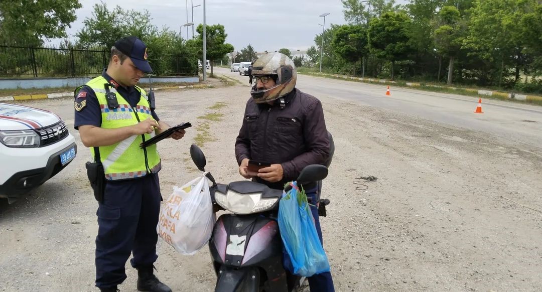 Kırklareli’nde motosiklet sürücüleri denetlendi
