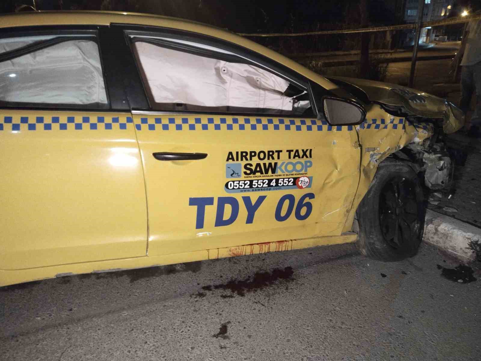 Pendik’te trafik kazası: 2’si ağır 4 yaralı
