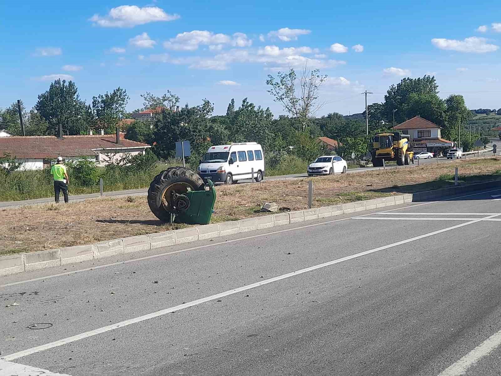 Tır ile traktör çarpıştı: 1yaralı
