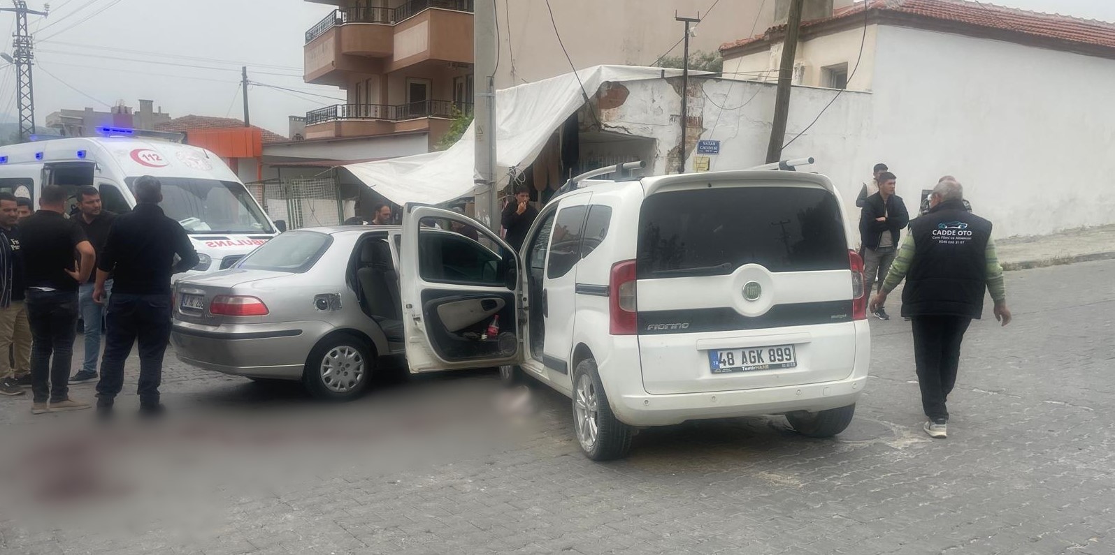 Yatağan’da trafik kazası: 1’i ağır 3 yaralı
